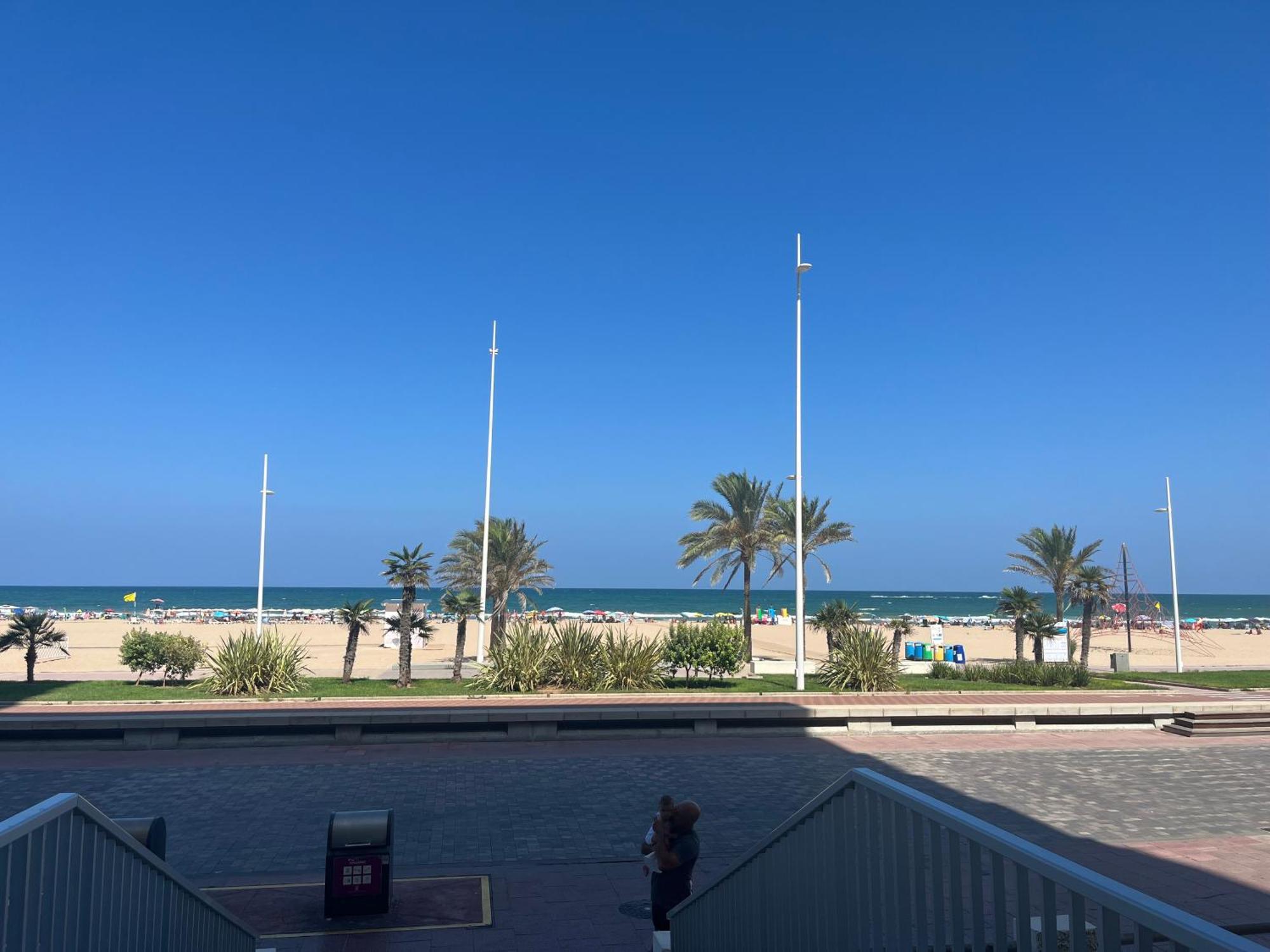 Apartamento 1ª Linea De Playa - Con Piscina Y Parking Playa de Gandia Экстерьер фото